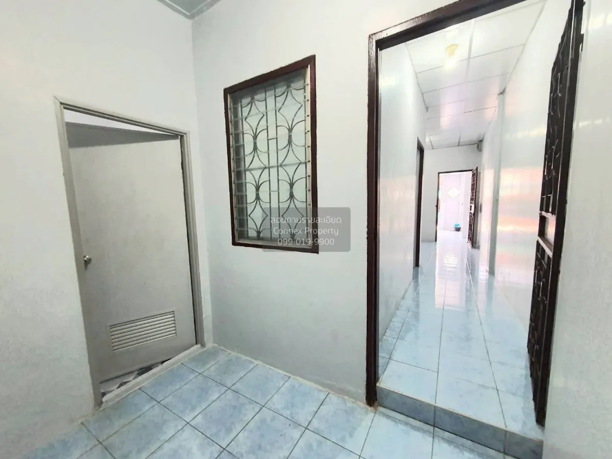 Single-story townhouse for sale, Baan Phetchrangam, Phraeksa 1, S