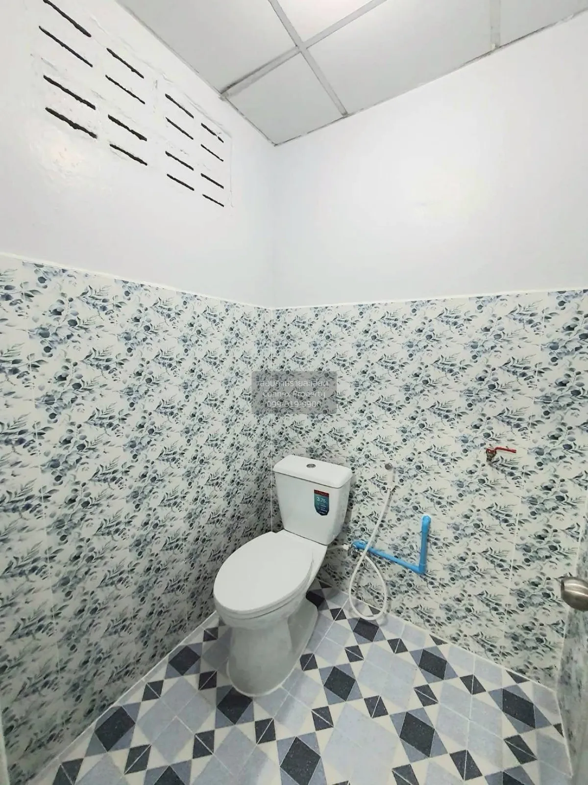 Single-story townhouse for sale, Baan Phetchrangam, Phraeksa 1, S