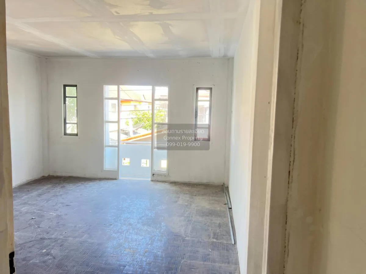 For Sale Townhouse/Townhome  , K.C. Ramindra 1 , Sam Wa Tawan Tok 4