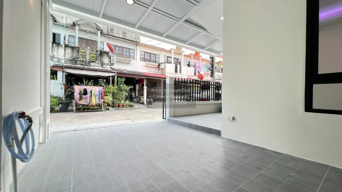 ขายทาวน์เฮ้าส์/ทาวน์โฮม  ณัฐกานต์ เพชรเกษม 112 รีโนเวทใหม่ MRT-หล 2