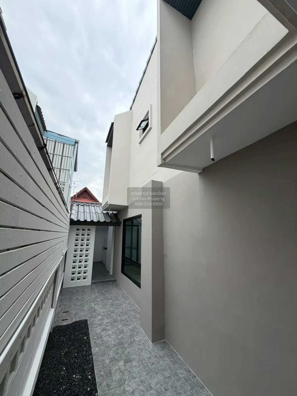 For Sale Townhouse/Townhome  , Saranrom , Nawamin , Bung Kum , Ba