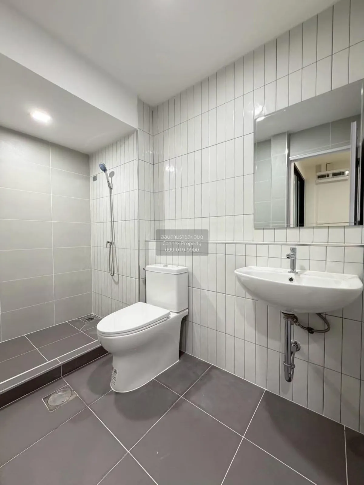 For Sale Townhouse/Townhome  , Saranrom , Nawamin , Bung Kum , Ba