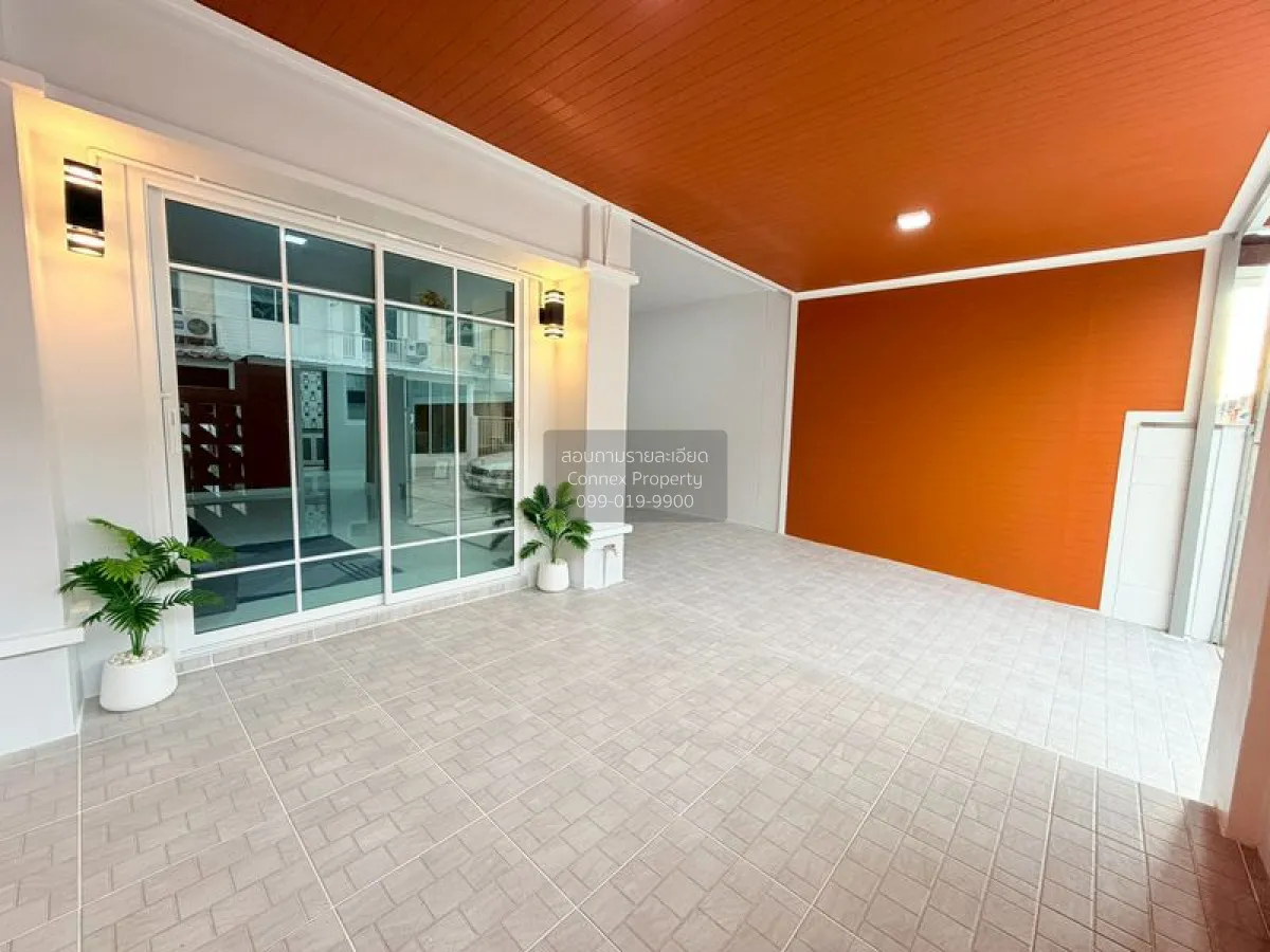 For Sale Townhouse/Townhome  , Pruksa Ville 28 Wongwaen - Rattana