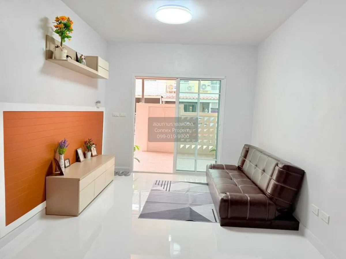 For Sale Townhouse/Townhome  , Pruksa Ville 28 Wongwaen - Rattana