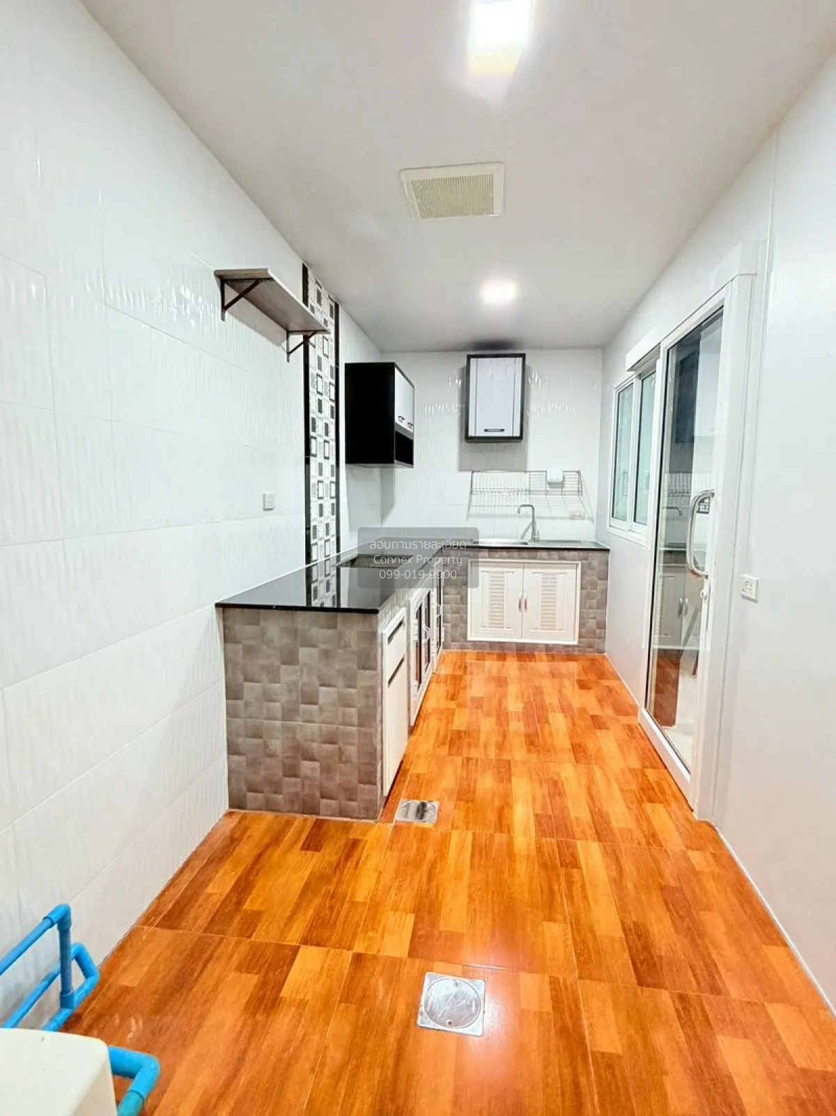 For Sale Townhouse/Townhome  , Pruksa Ville 28 Wongwaen - Rattana