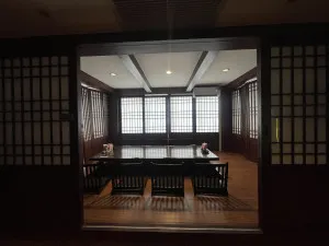 เช่า/ เซ้ง Hokkaido  Izakaya ขนาดใหญ่ ย่านสีลม ถนนธนิยะ ติด BTS ศาลาแดงเพียง 2 นาที !!!  ( เซ้งต่อแบบมีอุปกรณ์ครบ พร้อมเปิดกิจการได้ทันที) สุริยวงศ์ เขต บางรัก กรุงเทพ CX-153182