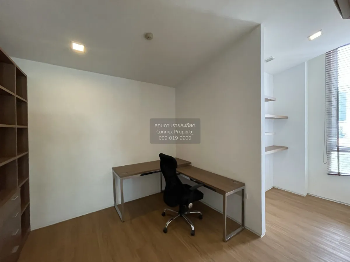 For Sale Condo , Villa Rachakhru , corner unit , wide frontage , 