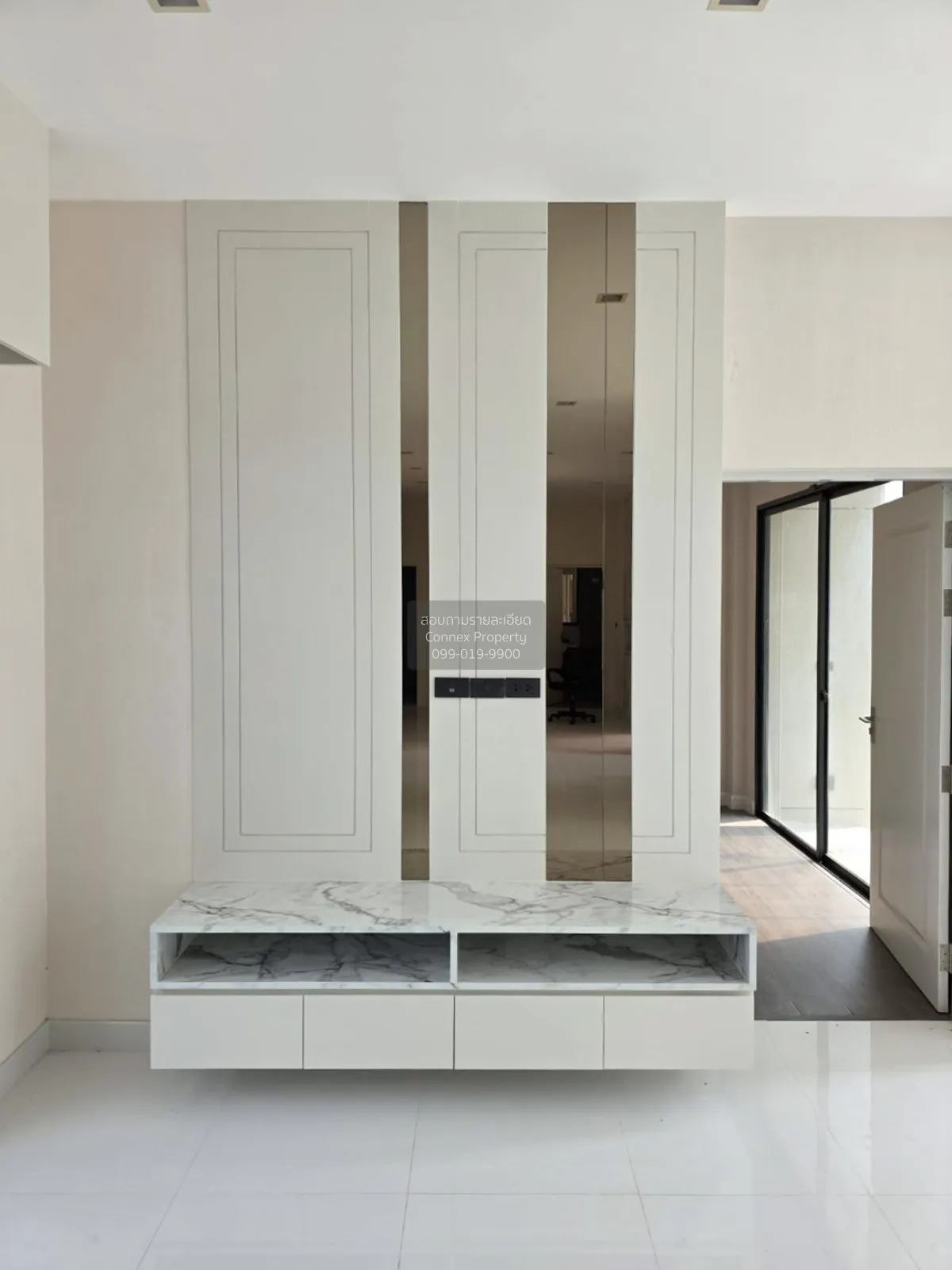 ขายด่วนมาก บางกอก บูเลอวาร์ด หลังริม ไทป์ใหญ่สุด 3 จอด โครงการ บา 4