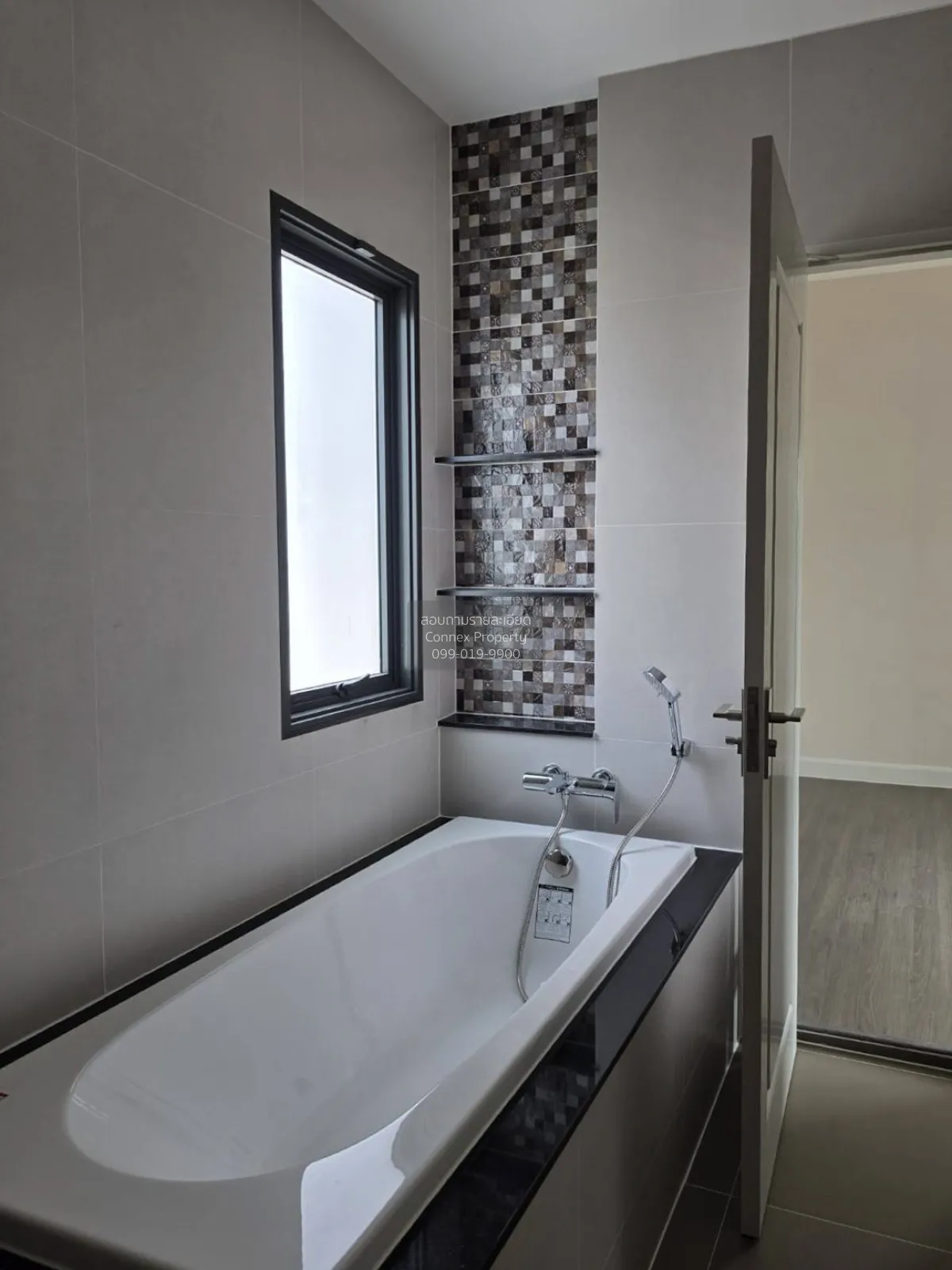 ขายด่วนมาก บางกอก บูเลอวาร์ด หลังริม ไทป์ใหญ่สุด 3 จอด โครงการ บา