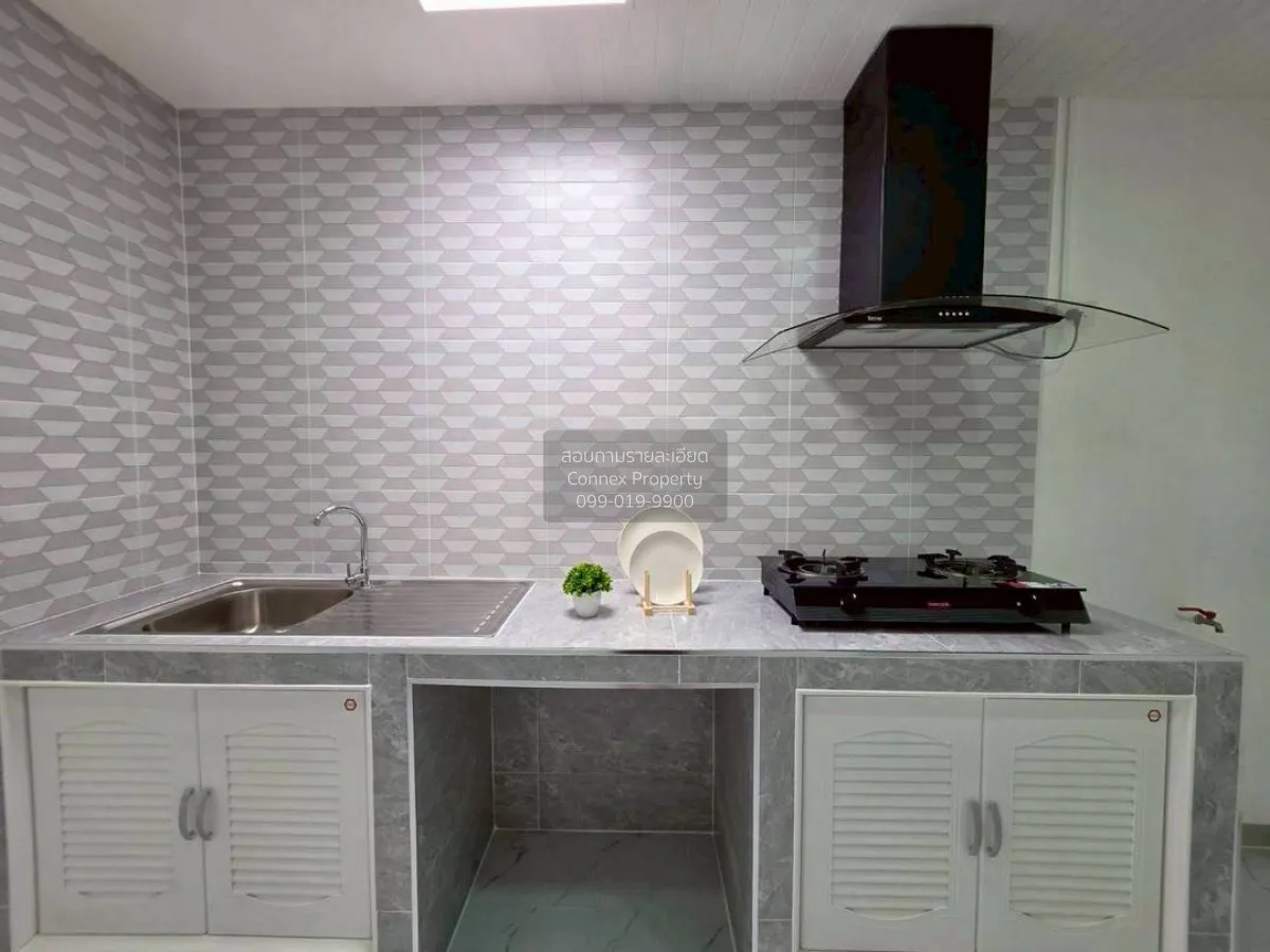 For Sale Townhouse/Townhome  , Monwadee Exclusive , wide frontage