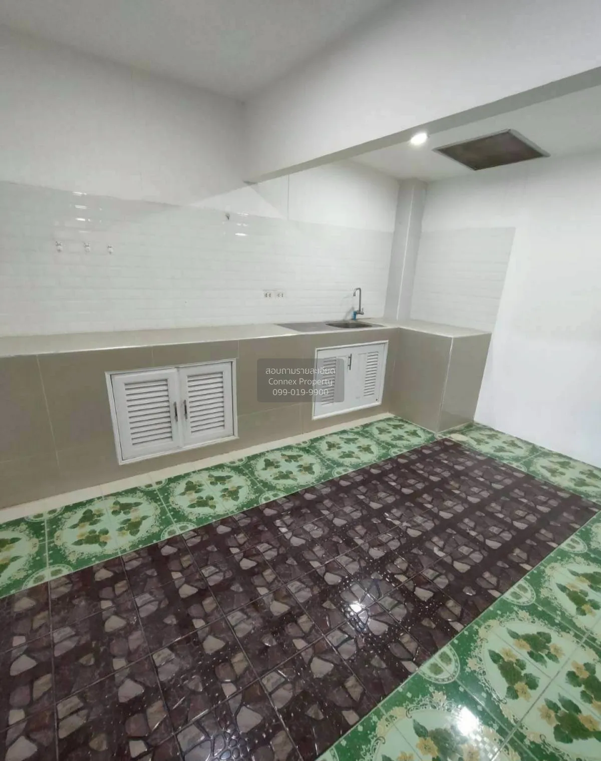 For Sale Townhouse/Townhome  , Baan Pruksa 18 Bangyai , newly ren