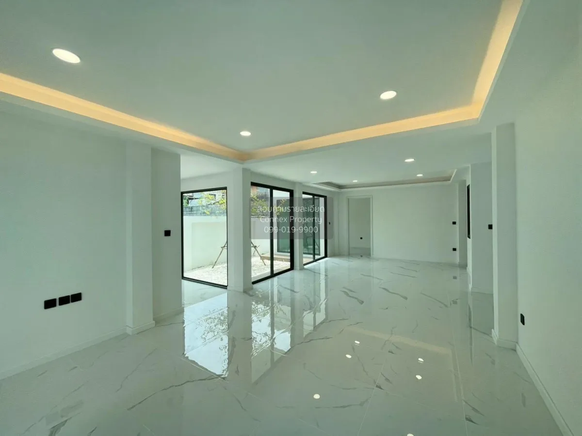 ขายบ้าน  บ้าน ริว่า 42 ห้องมุม รีโนเวทใหม่  แขวงจันทรเกษม เขต จตุ