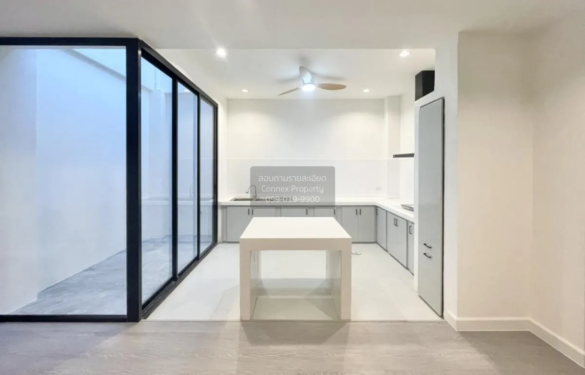 เช่าทาวน์เฮ้าส์/ทาวน์โฮม  บ้านกลางเมือง ลาดพร้าว - โยธินพัฒนา MRT