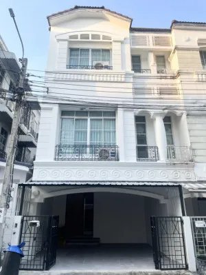 For Rent Townhouse/Townhome  , Baan Klang Muang Ladprao - Yothin Phatthana , MRT-Ladprao 71 , Lat Phrao , Lat Phrao , Bangkok , CX-153365