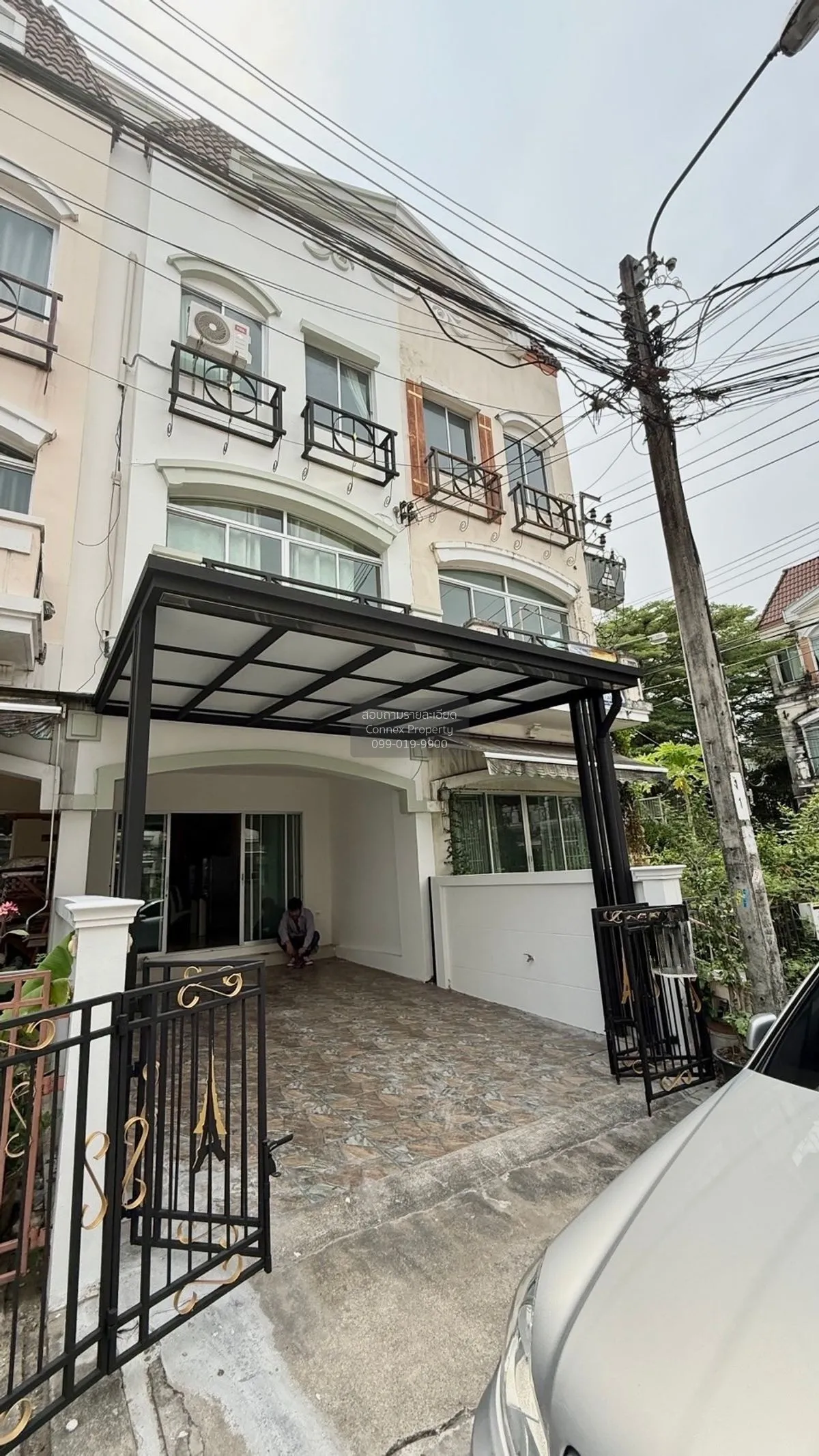 For Rent Townhouse/Townhome  , Baan Klang Muang The Paris Rama 9- 1