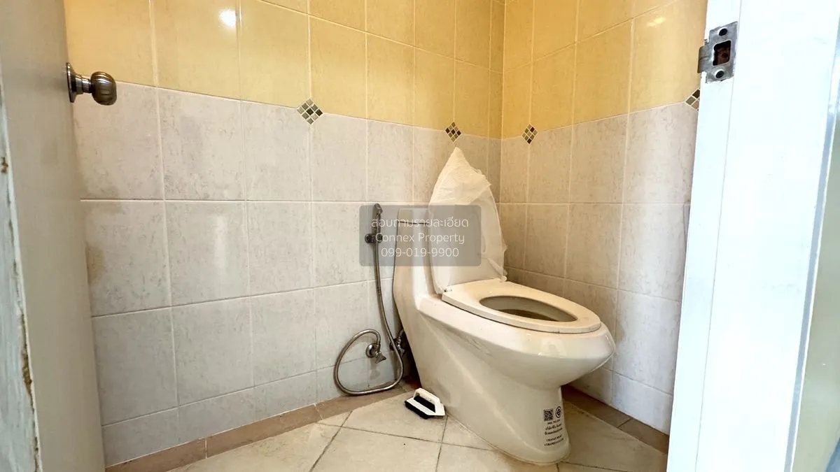 For Rent Townhouse/Townhome  , Baan Klang Muang The Paris Rama 9-