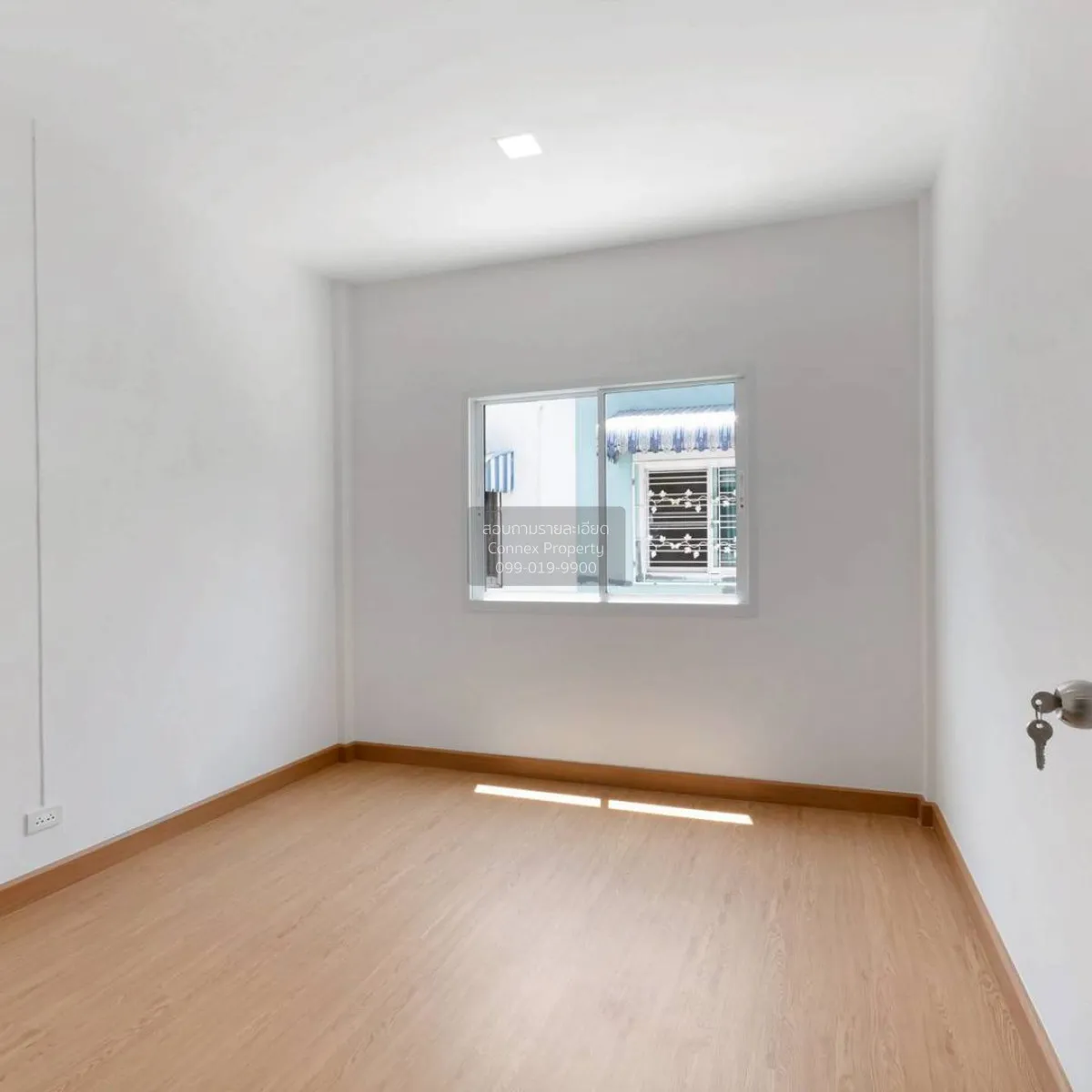 ขายทาวน์เฮ้าส์/ทาวน์โฮม  บ้านร่มโพธิ์ บางบัวทอง หน้ากว้าง รีโนเวท