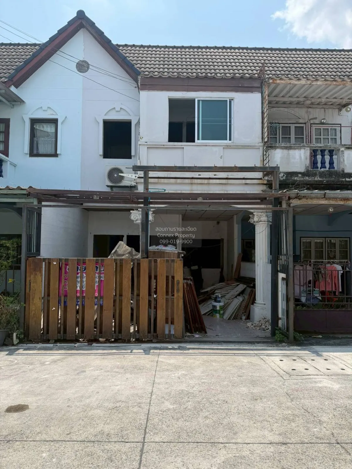 For Sale Townhouse/Townhome  , Baan Tantawin Soi Wat Phra Ngoen , 1