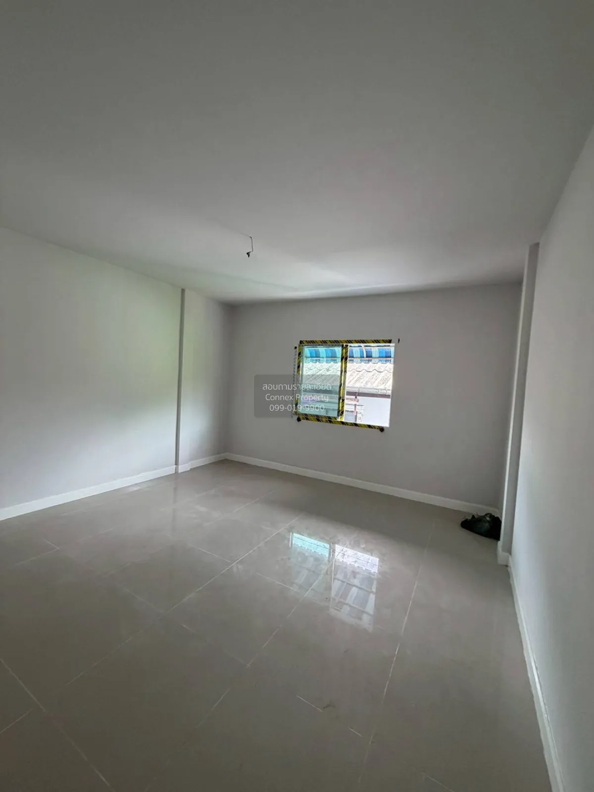 Newly renovated 2-Stoery townhouse in soi Bang Sri muang CX-15348