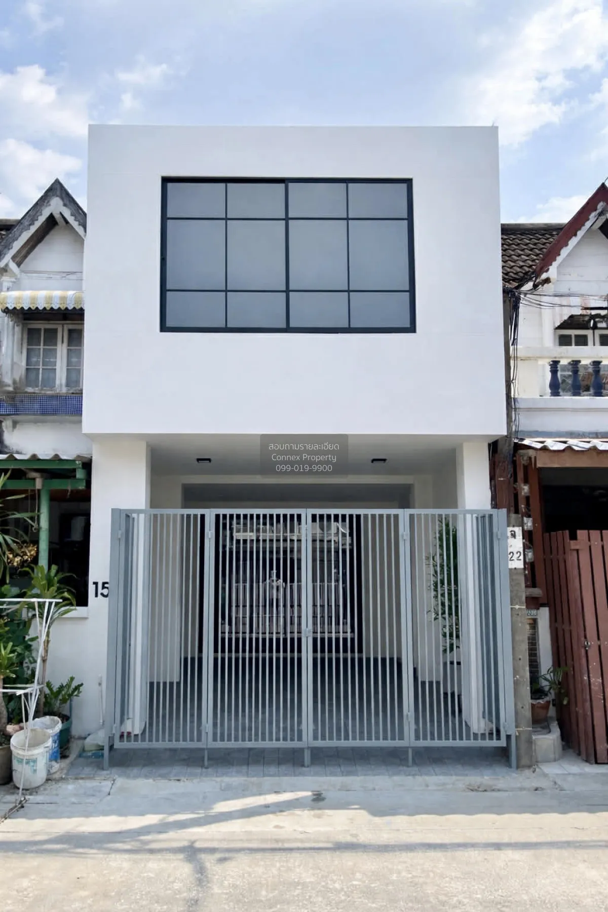 ขายทาวน์เฮ้าส์/ทาวน์โฮม  บ้าน อยู่เจริญ ลาดพร้าว 101 รีโนเวทใหม่  1