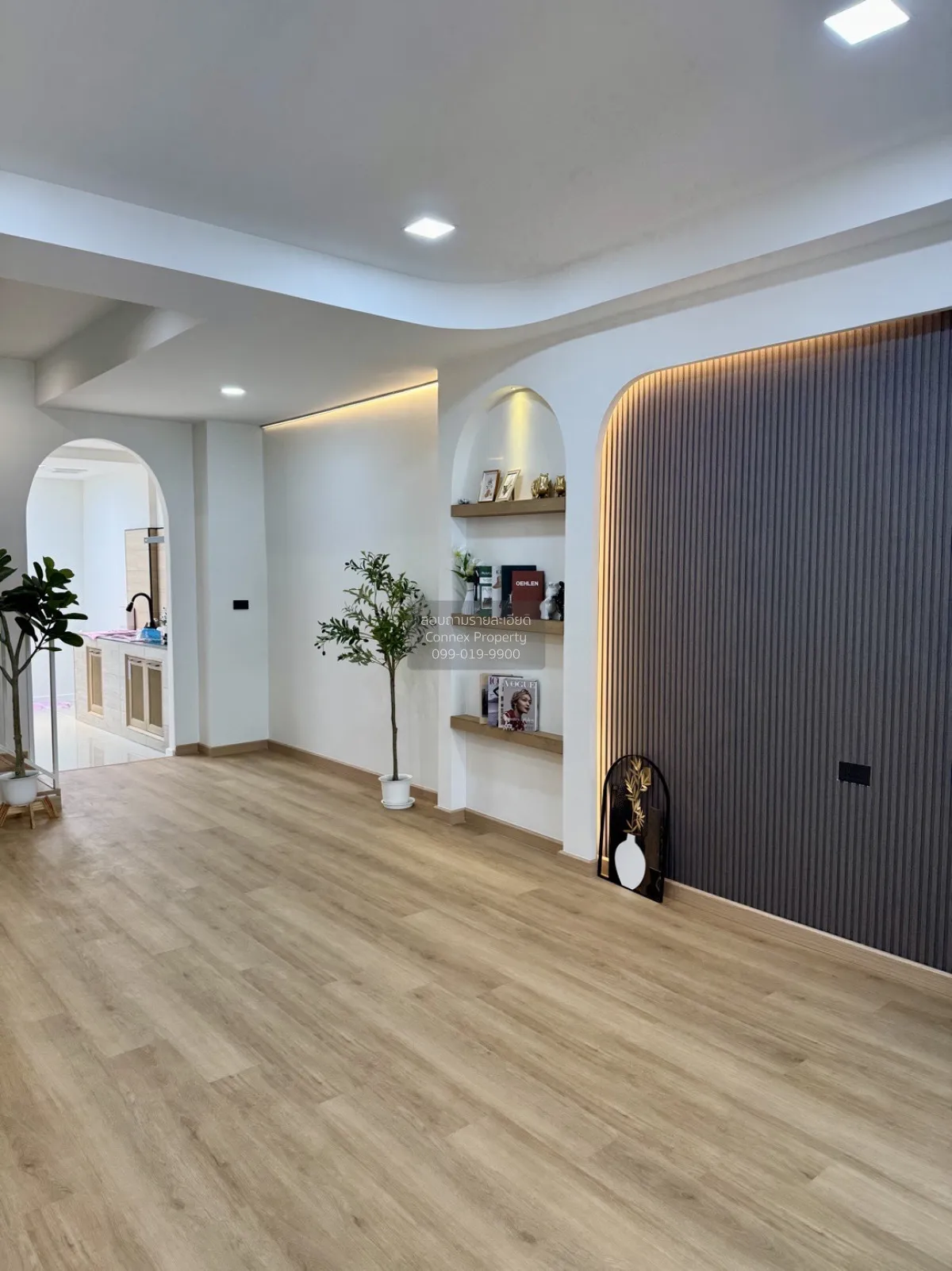 ขายทาวน์เฮ้าส์/ทาวน์โฮม  บ้าน อยู่เจริญ ลาดพร้าว 101 รีโนเวทใหม่  2