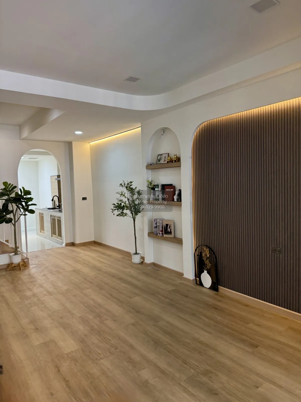 ขายทาวน์เฮ้าส์/ทาวน์โฮม  บ้าน อยู่เจริญ ลาดพร้าว 101 รีโนเวทใหม่ 