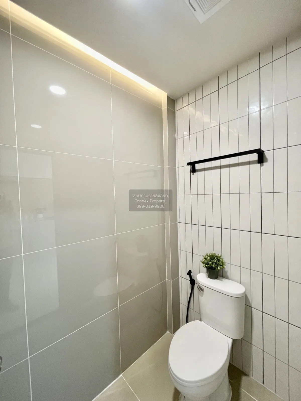 ขายทาวน์เฮ้าส์/ทาวน์โฮม  บ้าน อยู่เจริญ ลาดพร้าว 101 รีโนเวทใหม่ 