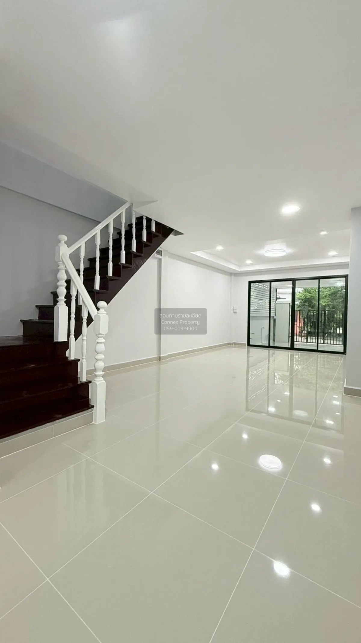 For Sale Townhouse/Townhome  , Baan Duriyanon , newly renovated ,