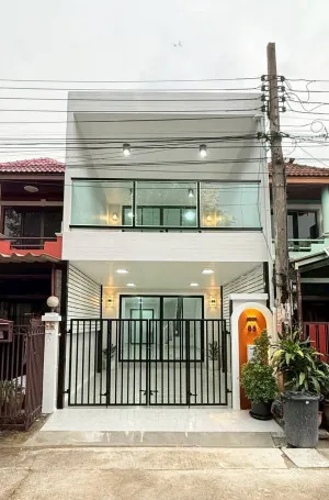 ขายทาวน์เฮ้าส์/ทาวน์โฮม  บ้านดุลิยานนท์ รีโนเวทใหม่ ท่าทราย เมืองนนทบุรี นนทบุรี CX-153574