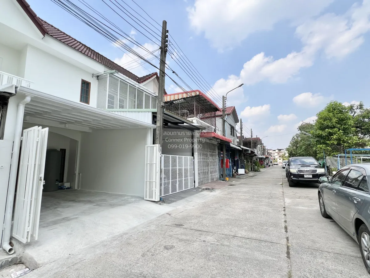 ขายทาวน์โฮม สุคนธสวัสดิ์ 24 ลาดพร้าว เขต ลาดพร้าว กรุงเทพ CX-1536 2