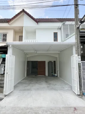 ขายทาวน์โฮม สุคนธสวัสดิ์ 24 ลาดพร้าว เขต ลาดพร้าว กรุงเทพ CX-153604