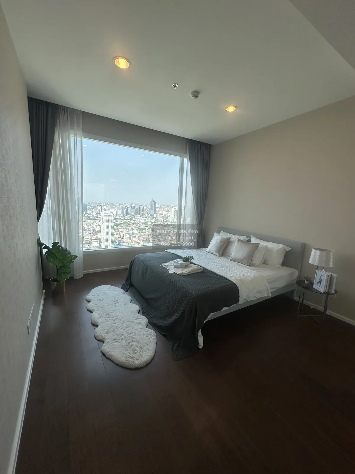 For Sale Condo , Menam Residences , BTS-Saphan Taksin , Wat Phray