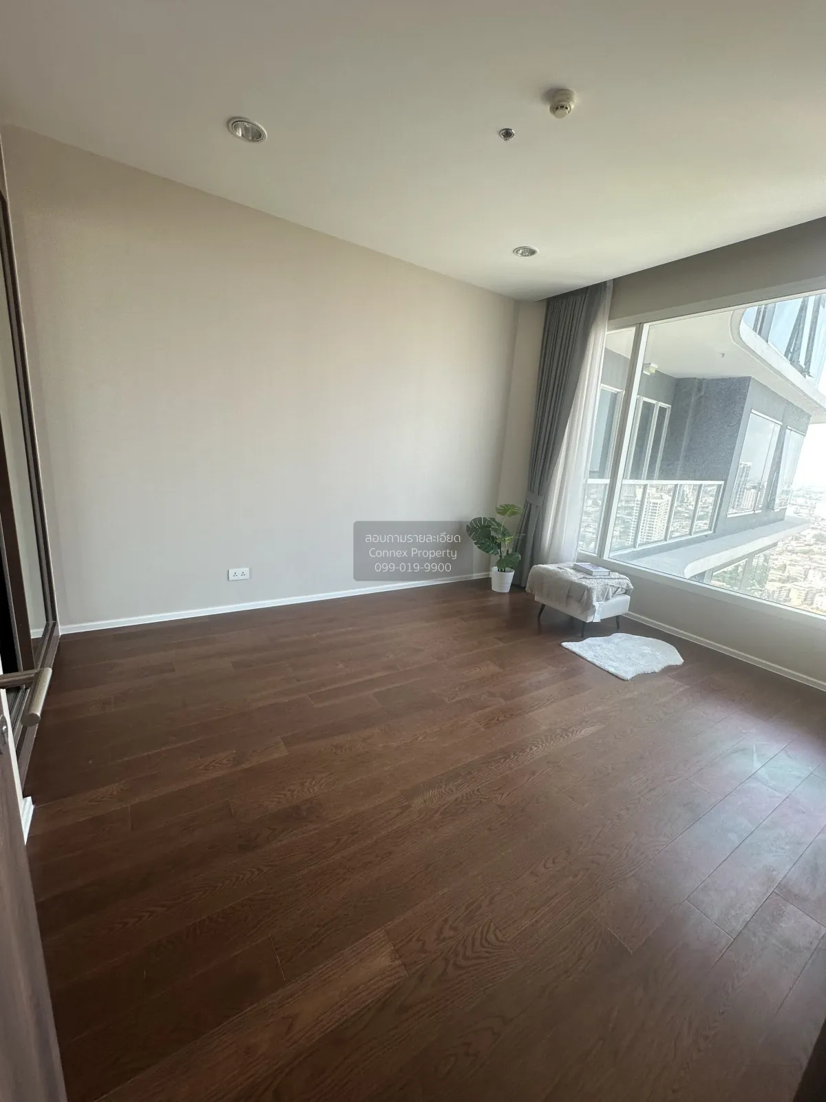 For Sale Condo , Menam Residences , BTS-Saphan Taksin , Wat Phray