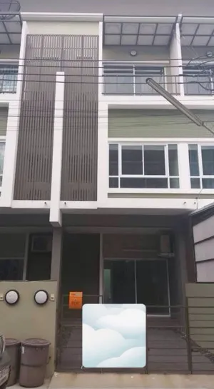 ขายทาวน์เฮ้าส์/ทาวน์โฮม  นลิน อเวนิว 3 รามคำแหง สะพานสูง เขต สะพานสูง กรุงเทพ CX-153680