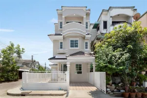 ขายทาวน์เฮ้าส์/ทาวน์โฮม  บ้านเศรณี ดอนเมือง-สรงประภา ห้องมุม หน้ากว้าง รีโนเวทใหม่ สีกัน เขต ดอนเมือง กรุงเทพ CX-153774