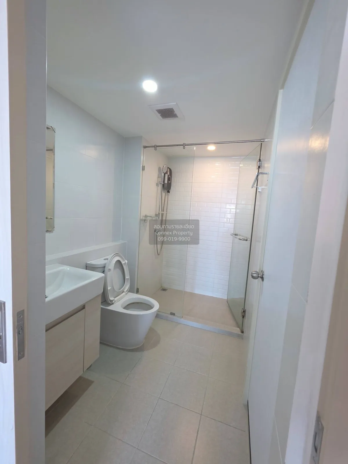 ขายคอนโด  ชีวาทัย ฮอลล์มาร์ค ลาดพร้าว-โชคชัย 4 MRT-โชคชัย 4 (สายส