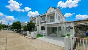 ขายทาวน์เฮ้าส์/ทาวน์โฮม  เดอะ วิลเลจ แจ้งวัฒนะ-ติวานนท์ รีโนเวทใหม่ บ้านใหม่ ปากเกร็ด นนทบุรี CX-153867