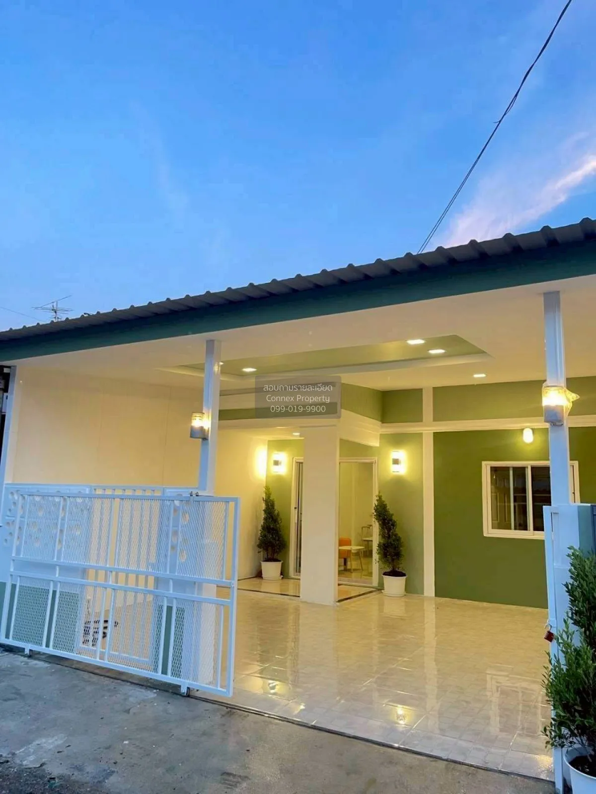 For Sale Townhouse/Townhome  , Moobaan Eklada , newly renovated , 3