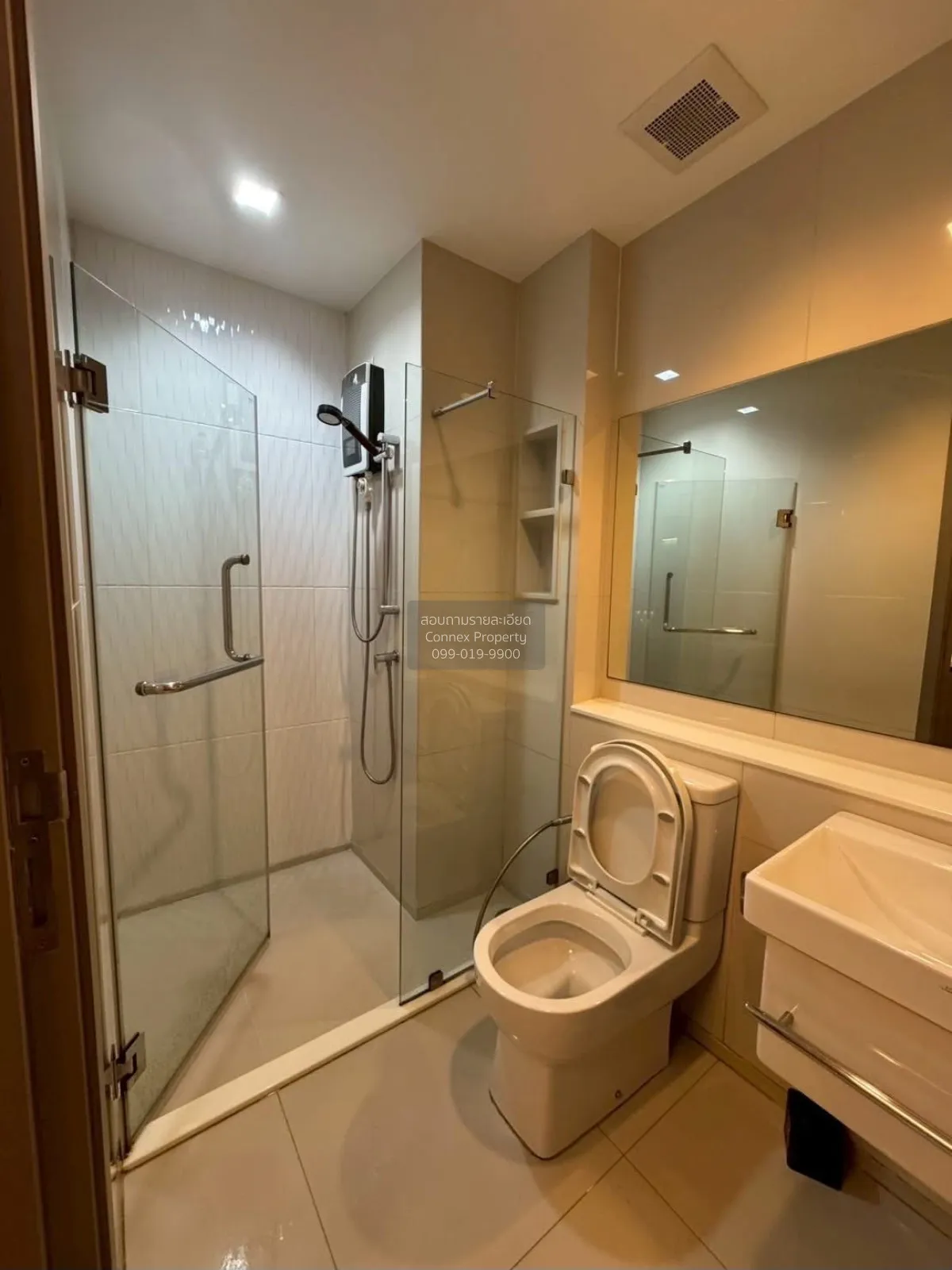 ขายคอนโด  ไลฟ์ อโศก - พระรามเก้า รีโนเวทใหม่ MRT-พระราม 9 มักกะสั