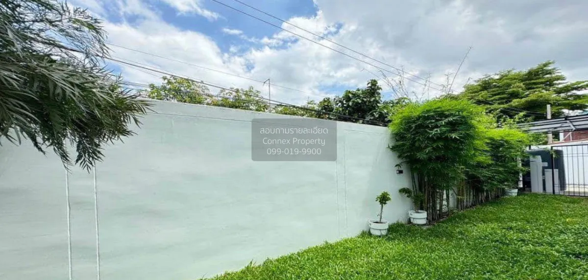 ขายบ้านเดี่ยวดีไซน์พิเศษ ที่ให้ความรู้สึกราวกับหลุดออกมาจากหนังใก