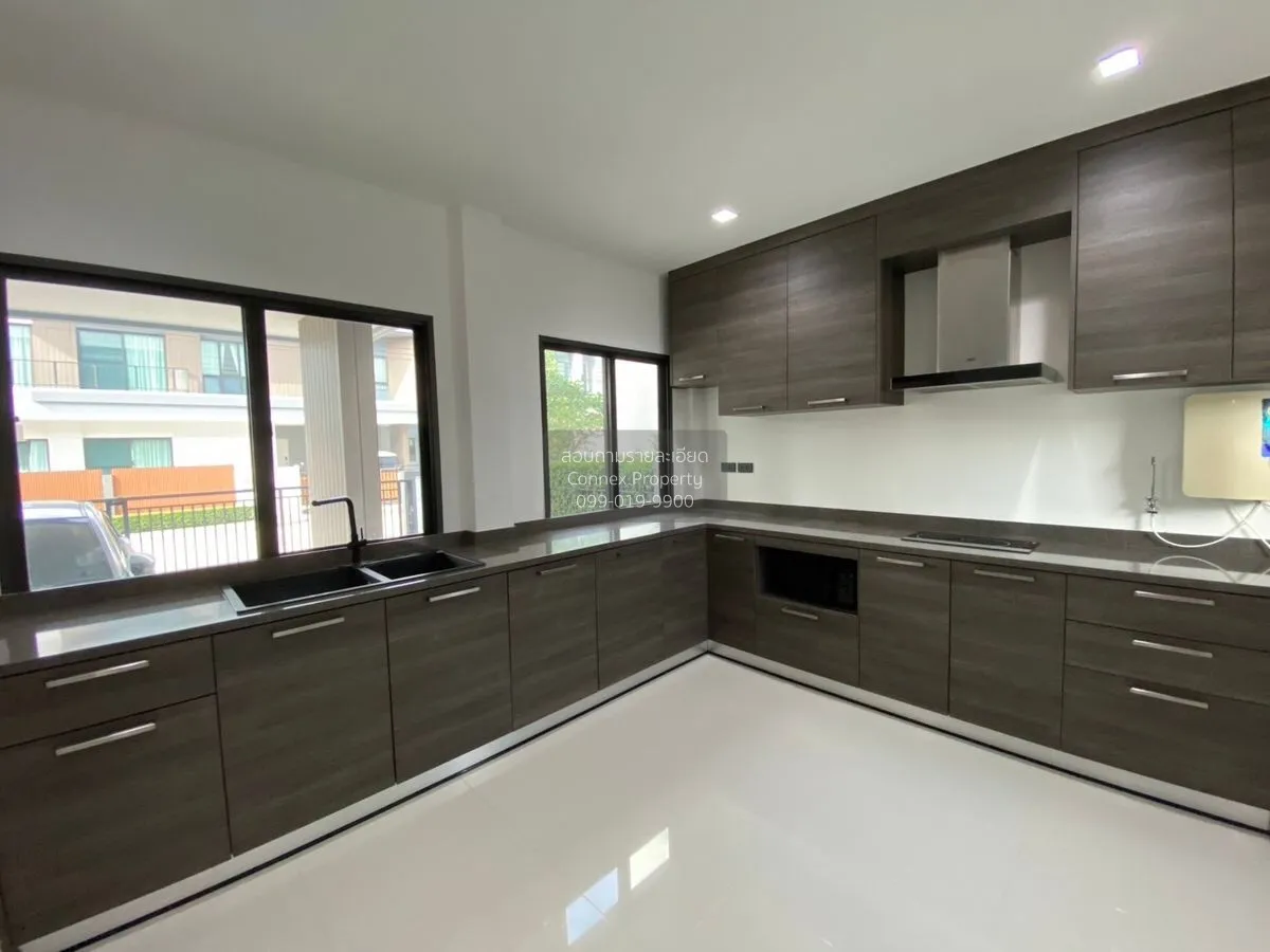 For Sale House , VENUE ID Motorway - Rama 9 , nice view , wide fr