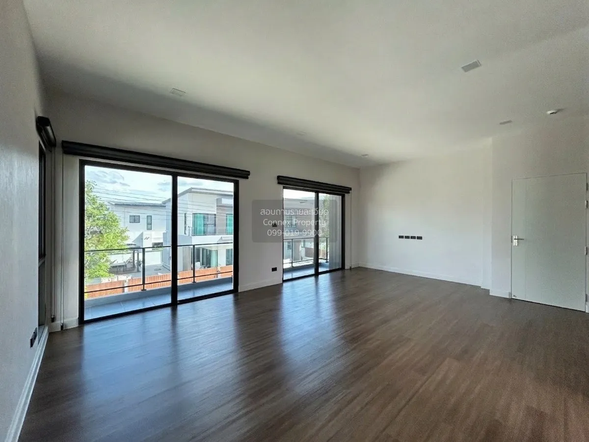 For Sale House , VENUE ID Motorway - Rama 9 , nice view , wide fr