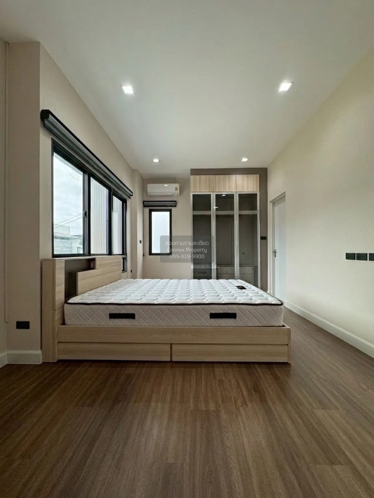 For Sale House , VENUE ID Motorway - Rama 9 , nice view , wide fr