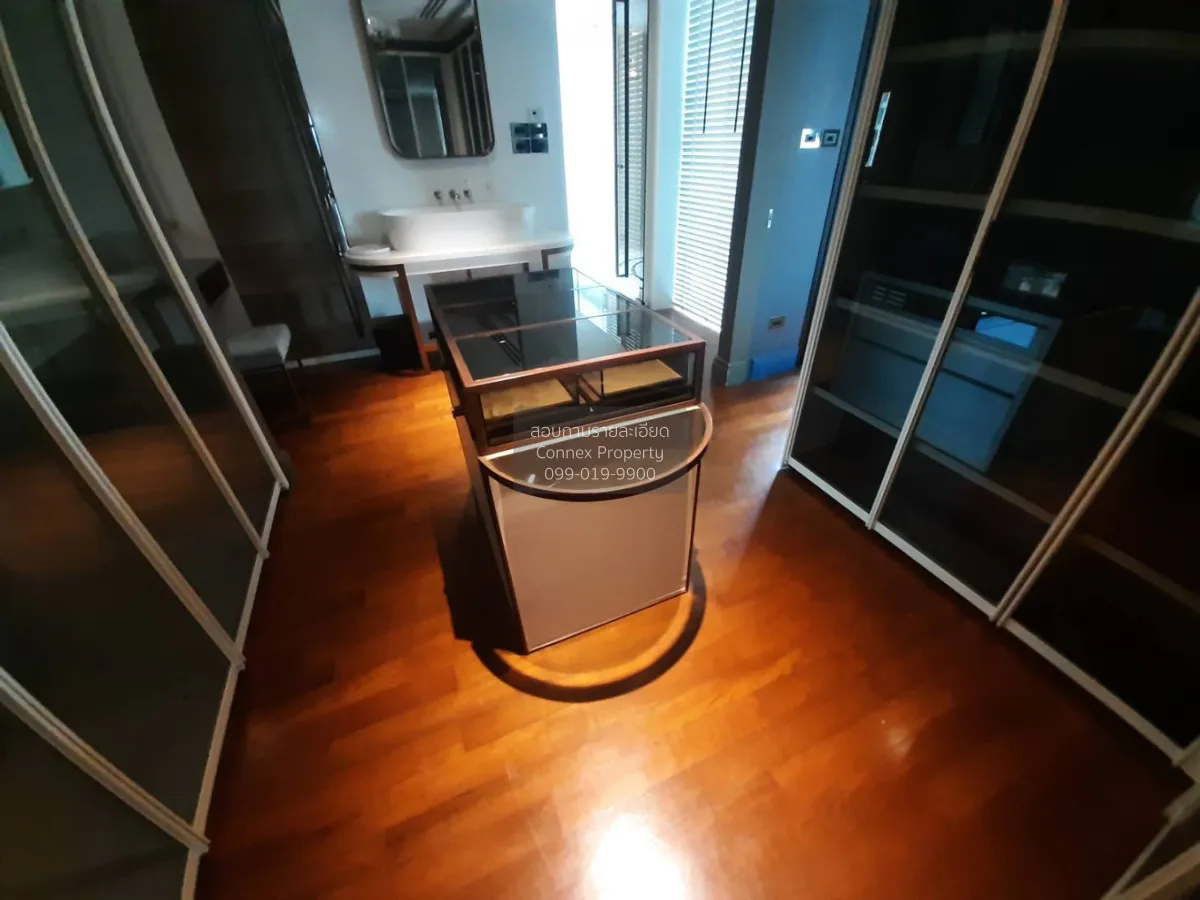 ขายคอนโด  เดอะ เรสซิเดนเซส แอท เดอะ เซนต์ รีจิส BTS-สถานีราชดำริ 