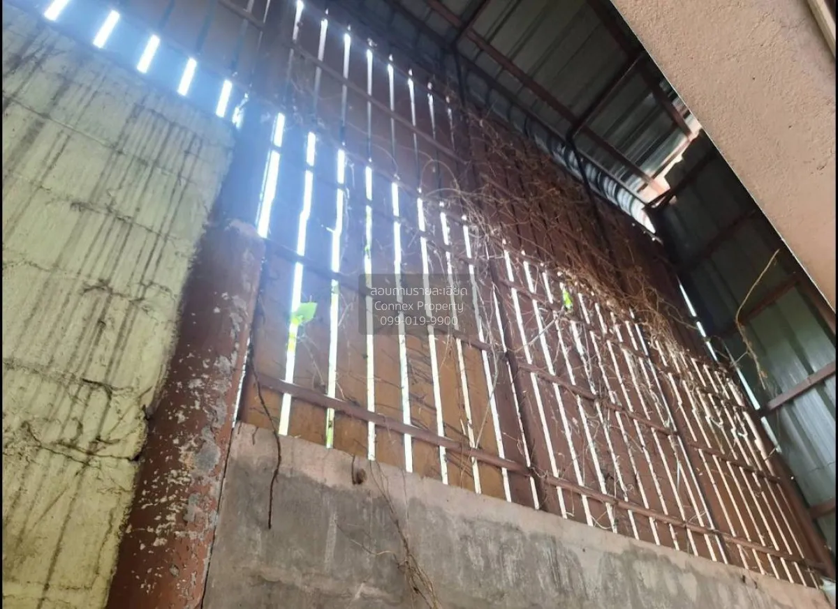 Two-story townhome for sale in Kanda Village, Soi 5, Nong Khaem, 