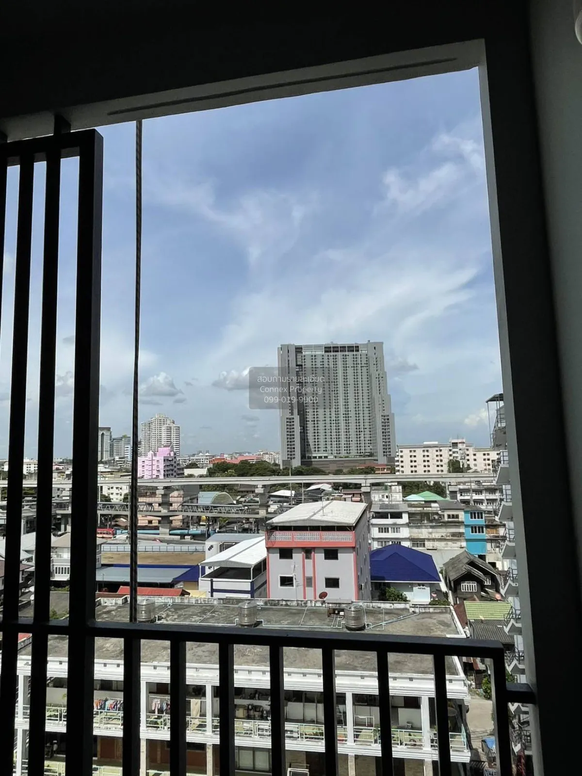 เช่าคอนโด  ไอดีโอ รามคำแหง - ลำสาลี สเตชั่น ห้องมุม MRT-ลำสาลี (ส