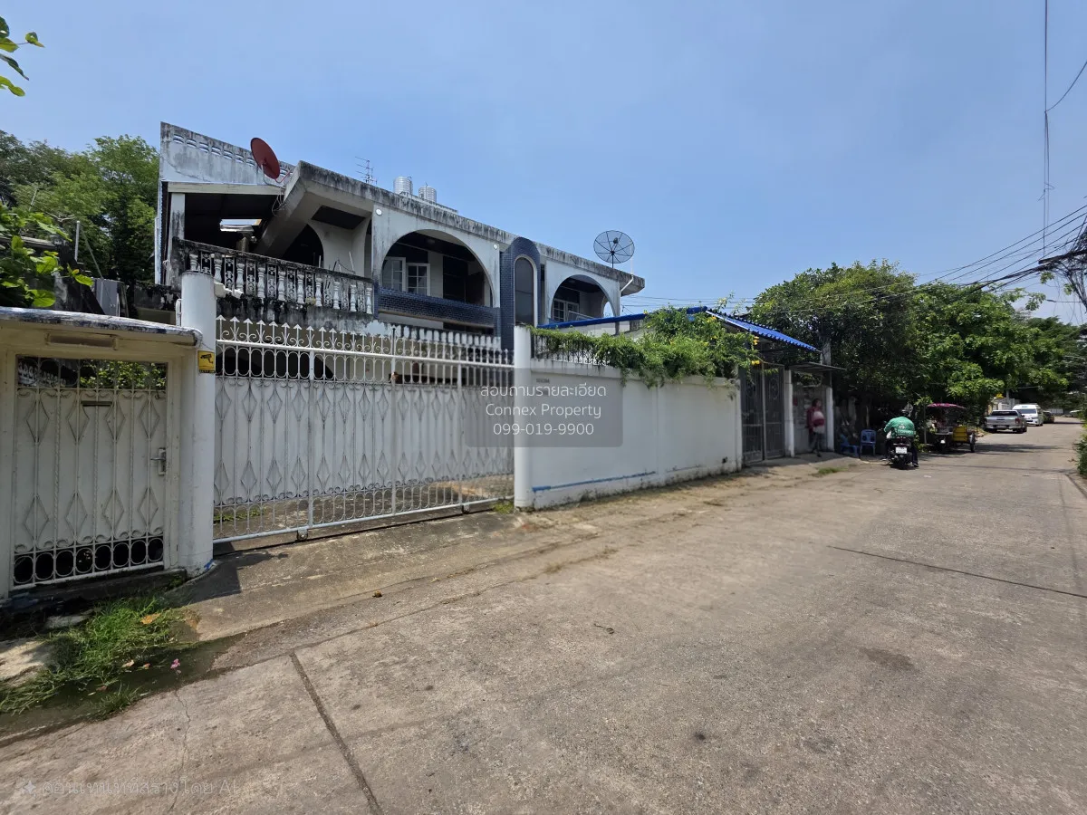 For Sale A 2 - story detached house and a 4 - story apartment bui 2