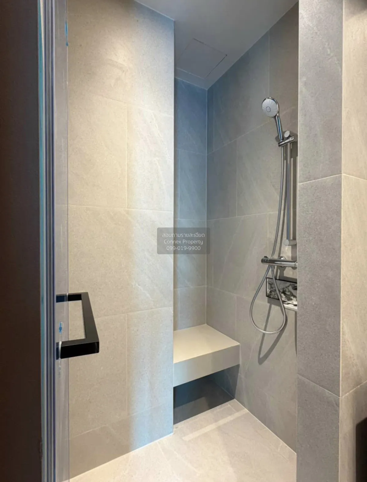 ขายคอนโด  รมย์ คอนแวนต์  หน้ากว้าง สีลม เขต บางรัก กรุงเทพ CX-154