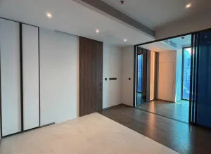 ขายคอนโด  รมย์ คอนแวนต์  หน้ากว้าง สีลม เขต บางรัก กรุงเทพ CX-154107