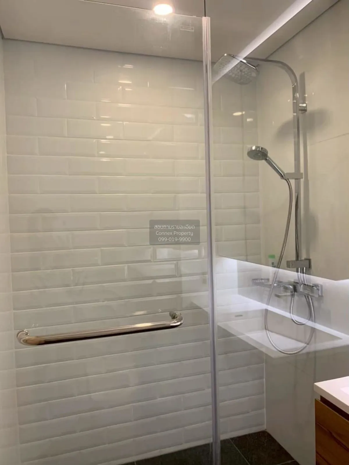 เช่าคอนโด  ไซมิส พระราม 9 (แลนด์มาร์ค @MRTA Station) ดูเพล็กซ์ ชั